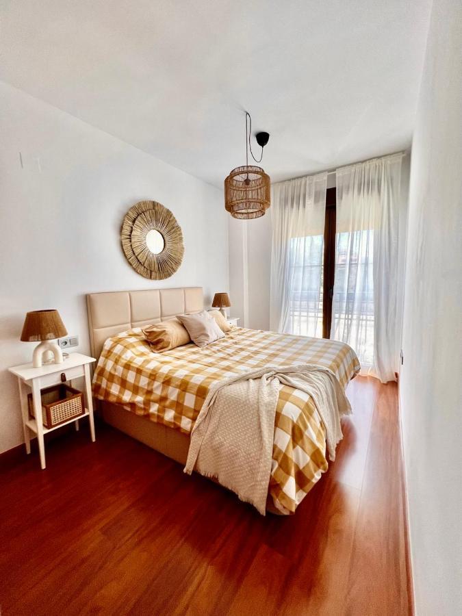 Homely Malaga Av Rosaleda Centro Historico Luaran gambar